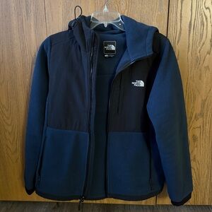 The North Face Denali Hooded Fleece Jacket